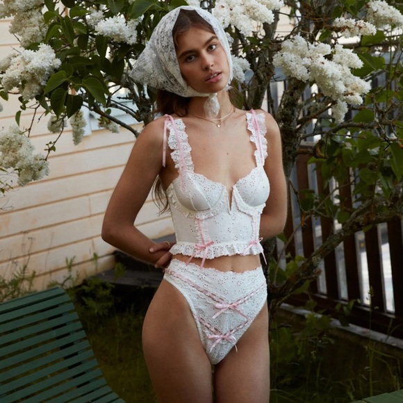 SOLD ON DEPOP for love and lemons set - Picture 2 of 14